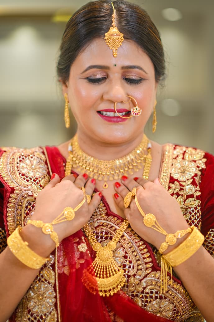 Shree Mukt Jewellers Groom's Mom Collection — Look 3